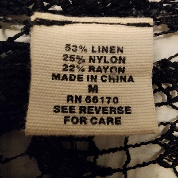 Anthropologie...MOTH..Black & Cream Lace and Crochet Open Jacket..size S… - Picture 6 of 8